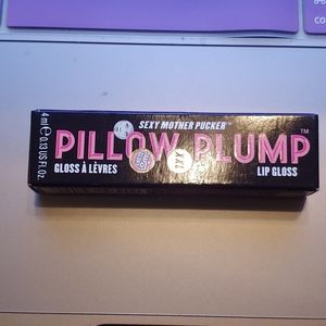 Soap and Glory Lip Plunking Gloss